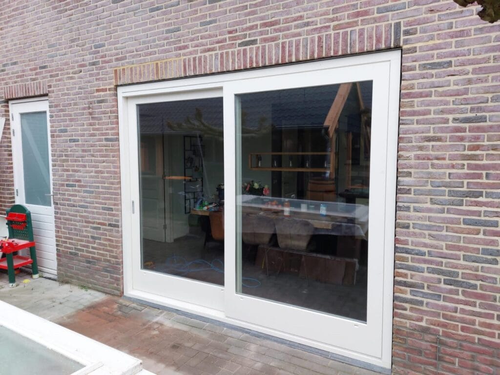 Harald Kroezen Bouw Hoogeveen | Schuifpui